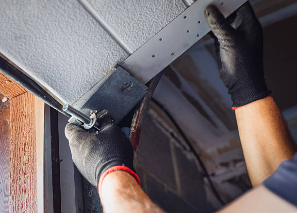 Reliable Garage Door contractor in Ives Estates, FL by Garage Doors Repair Pro